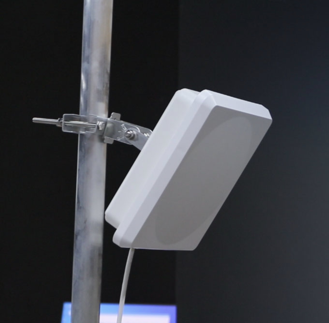 闪托定制固定式RFID读取器